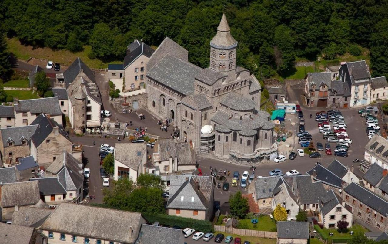 Tulipe, Appartement 5 Personnes, Entre Sancy Et Volcans D'Auvergne Orcival Zewnętrze zdjęcie